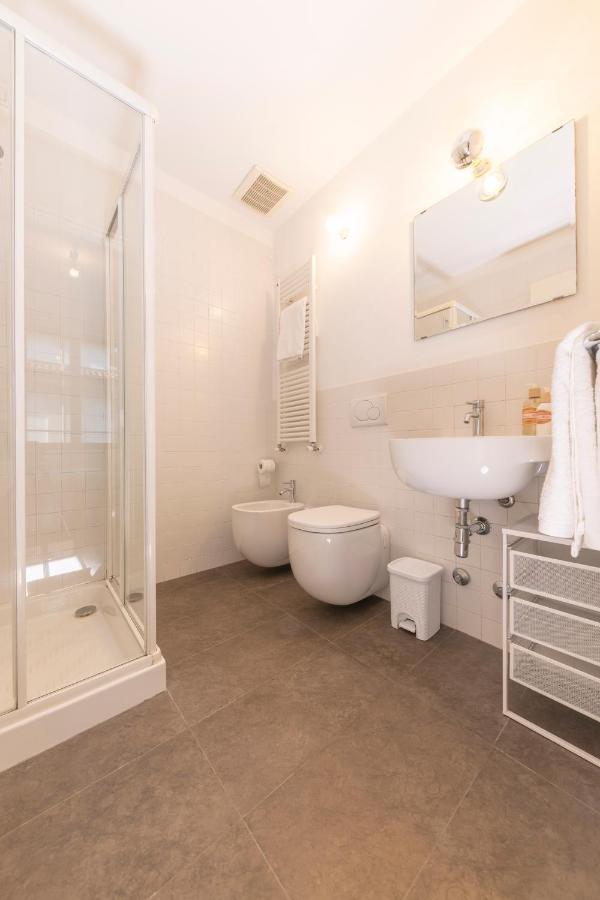 Luxury 1 Bedroom Navigli Loft Milan Luaran gambar